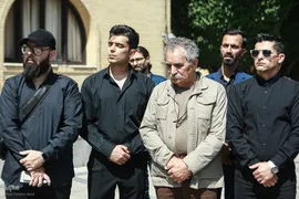  آیین تشییع پیکر زنده‌یاد بهروز رضوی، گوینده، مجری و بازیگر پیشکسوت صدا و سیما در مسجد بلال 