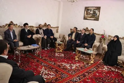 دیدار مدیرکل تبلیغات اسلامی آذربایجان شرقی با خانواده شهدا
