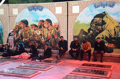 مراسم پرفیض شب قدر در گلزار شهدای وادی رحمت تبریز
