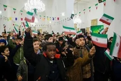 Versammlung muslimischer Jugendlicher aus aller Welt