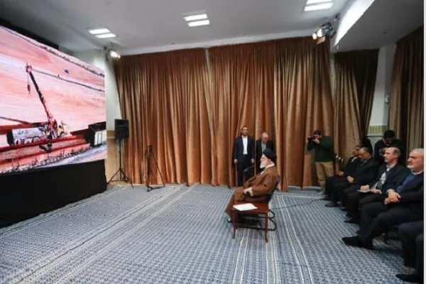 بازدید چهار ساعته رهبر انقلاب از نمایشگاه توانمندی‌های تولید داخل