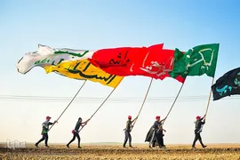 حرکت کاروان مشایه الحسین از بندر امام خمینی(ره) به سمت کربلا