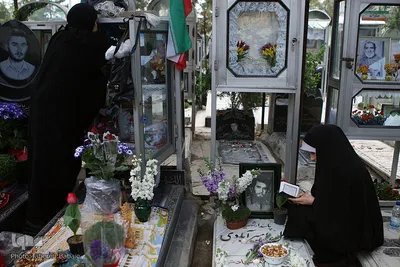 آغاز سال جدید در جوار شهدا

