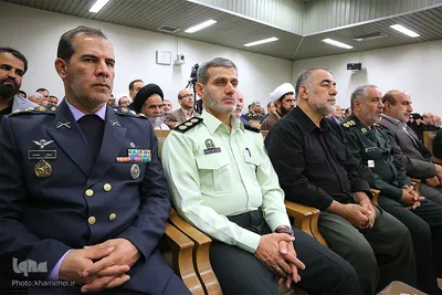 دیدار دست‌اندرکاران کنگره ملی ۶۲۰۰ شهید استان مرکزی با رهبر انقلاب