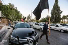 علم گردانی در شیراز‎
