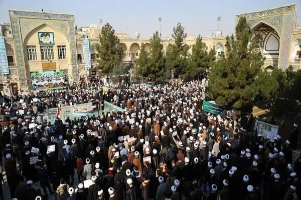تجمع حوزویان در سالروز حماسه ۹ دی