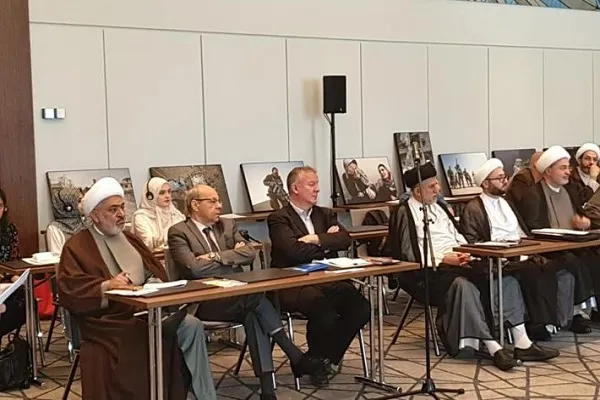 کارگاه علمی «نقش ادیان در ترویج صلح» در آلمان + عکس