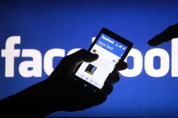 Facebook, Trump'ın paylaşımlarına gelen tepkiler üzerine 'içerik politikalarını' gözden geçirecek
