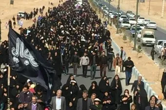برگزاری سومین همایش پیاده‌روی خانوادگی «جاماندگان عشق» در بروجن