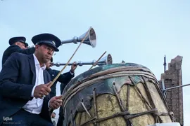 نقاره زنی در امامزاده جعفر(ع) یزد‎