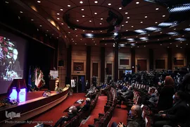 مراسم رونمایی از واکسن رازی کووپارس مؤسسه سرم‌سازی رازی