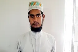 শুনে শুনেই দুই বছরে পবিত্র কোরআন শরীফ মুখস্ত করেছেন দৃষ্টিহীন হাফেজ সাজ্জাতুল ইসলাম