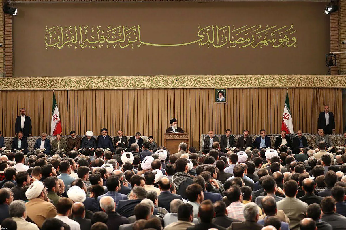 伊斯兰革命领袖四十年来对《古兰经》相关事务的呼吁：避免非法音乐