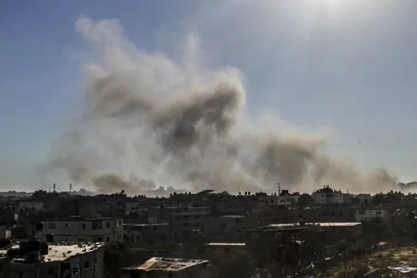 Katil İsrail'in saldırıları altındaki Gazze'de can kaybı 40 bin 223'e çıktı