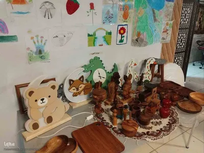 افتتاحیه نمایشگاه گروهی آثار هنرهای تجسمی "حلقه هنرمندان" در اهر