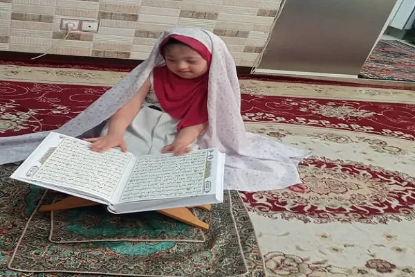 لحظات عبادت فرشتگان را ثبت کنیم