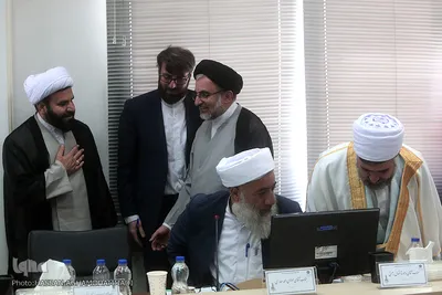 اولین نشست تبیین و ایده‌پردازی بیانیه گام دوم انقلاب اسلامی ویژه فرهیختگان حوزوی و دانشگاهی اهل سنت کشور