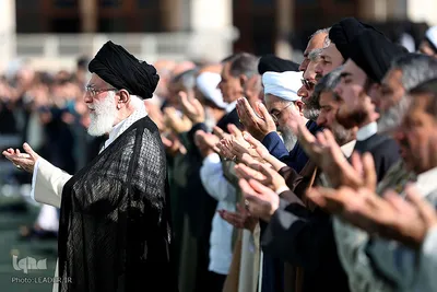 اقامه نماز عید سعید فطر به امامت حضرت آیت‌الله العظمی خامنه‌ای، رهبر معظم انقلاب اسلامی