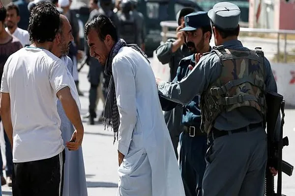 Irán condena el ataque de Daesh contra una mezquita en Kabul