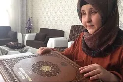 د ترکیي زړه روښانې ماشومې په یو کال کښې قرآن کریم حفظ کړ + فلم