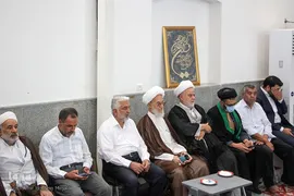 جشن غدیر وملبس شدن جمعی از طلاب در بیت آیت الله مدرسی در یزد‎‎