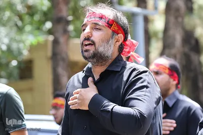 مراسم عزاداری و نماز ظهر عاشورا در اصفهان‎