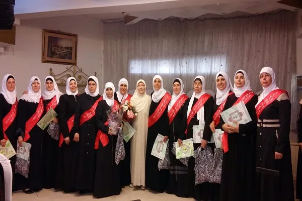 میرمن نائله صبری د اسلام او قرآن د دفاع په لاره کې سترجهاد کوي