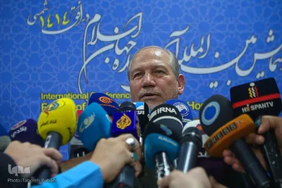 سرلشکر سیدیحیی رحیم صفوی، دستیار و مشاور عالی فرمانده کل قوا در همایش بین‌المللی «آینده جهان اسلام در افق ۱۴۱۴ شمسی»