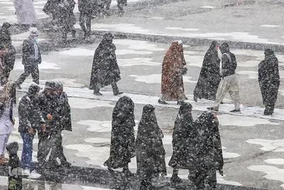 بارش اولین برف زمستانی در مشهد ـ حرم رضوی