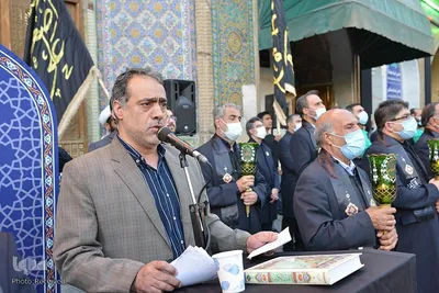 Flagge auf Kuppel des Heiligtums von Abdul Azim Hasani (a.s) durch eine schwarze Trauerflagge ersetzt