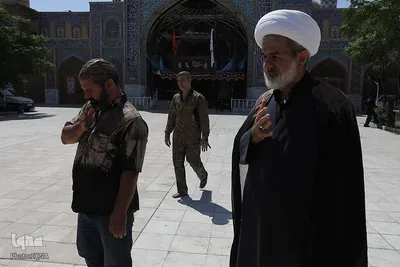 آیین گل مالی لرستانی‌ها مقیم قم در روز عاشورا
