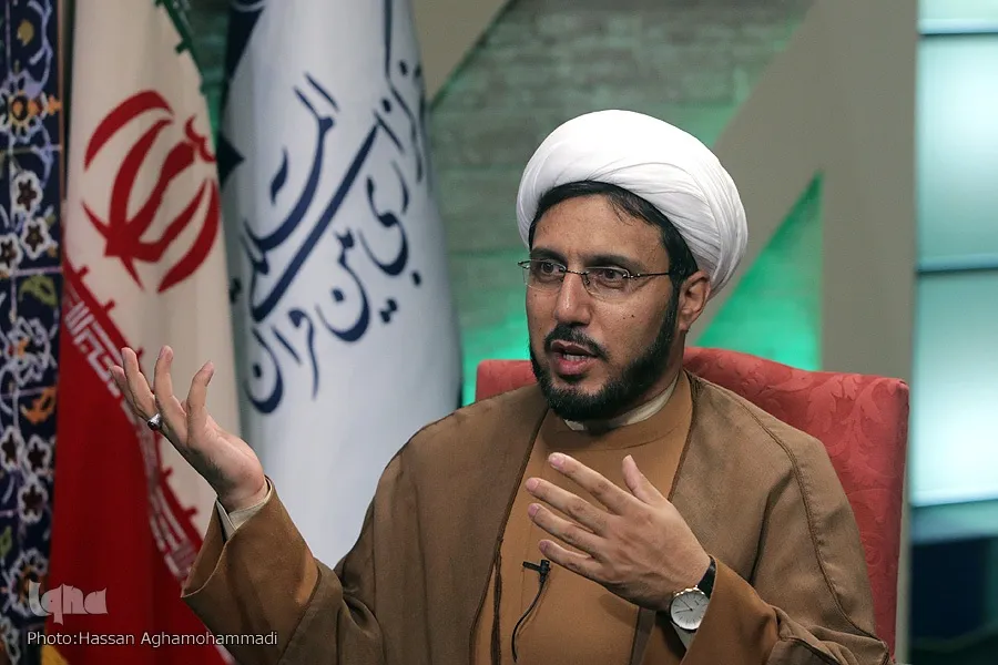 ویژگی‌های منبر آیت‌الله فاطمی‌نیا؛ از شیوه اجتهادی تا جهان‌شمولی