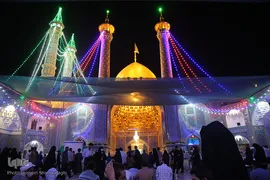 حرم کریمه اهل بیت(ع) در شب عید غدیر