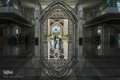 مسجد نقره‌فام مالزی؛ سازه‌ای آهنین