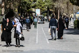 خانه تکانی قبور شهدا در آخرین پنجشنبه سال ۹۶
