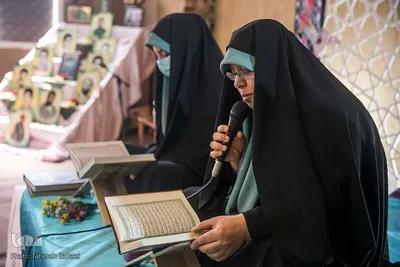 مجلس زنانه جزء خوانی قرآن کریم
