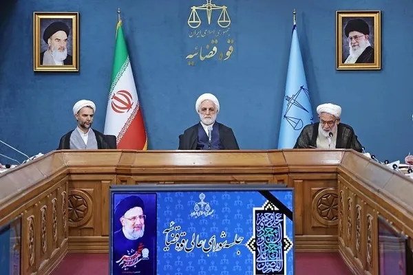آیت‌الله رئیسی نیروی مورد وفاق در میان جریان‌های مختلف بود