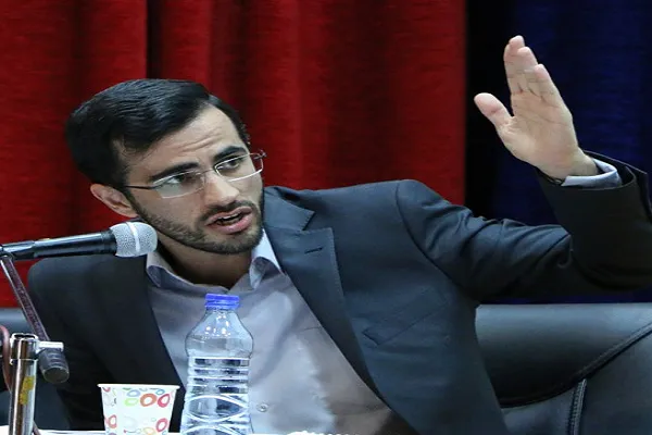 کثرت سلایق در گروه‌های سیاسی نباید وحدت مبانی را به چالش بکشاند