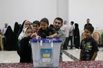 حماسه حضور در گلستان شهدای اصفهان