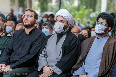تشییع پیکر هنرمند انقلابی حبیب الله صادقی