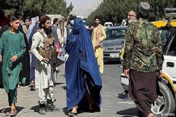 طالبان په منظم ډول له ټولنیز ژونده د ښځود ایستلوهڅې کوي