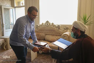 دیدار  رئیس اداره امور قرآنی اداره کل اوقاف استان مرکزی با حافظ سندروم داون