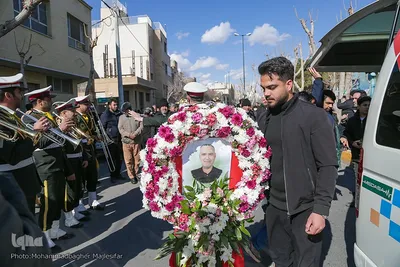 تشییع پیکر دو جانباز دفاع مقدس در اصفهان