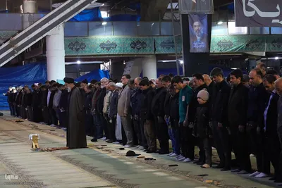 اقامه نماز عید فطر در مصلای اصفهان