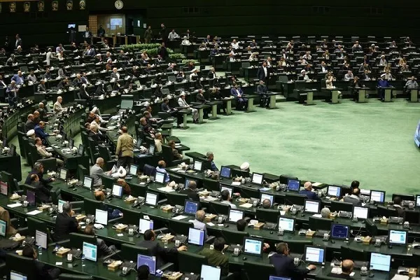 İran meclisi: ABD ile müzakereler için ön şartlar konulmalı