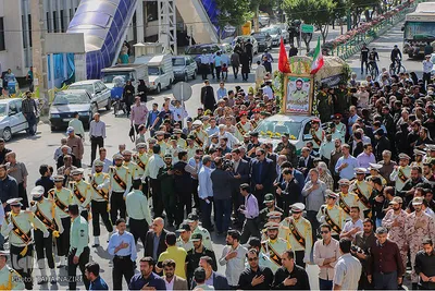 تشییع پیکر شهید علی‌اکبر معصومی‌نژاد در اراک/عکاس:طاها نظیری
