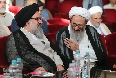 ⁨آیین رونمایی کتاب سه جلدی شرح نهج البلاغه⁩