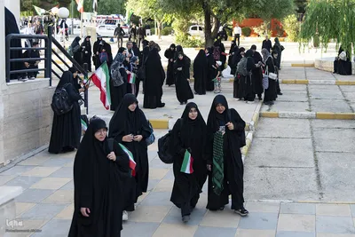 کاروان دانشگاهیان استان البرز پای پیاده در راه تشییع رهبر شهید