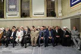 دیدار مسئولان نظام و سفرای کشورهای اسلامی با رهبر انقلاب