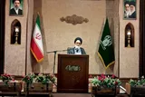 حضور مردم در مراسم وداع با رهبر شهید رفراندوم و رأی به مقاومت است